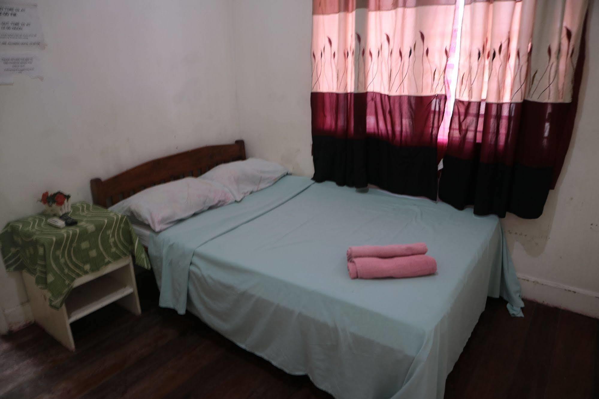Newport Oak Pension Inn Tagbilaran City Exterior foto